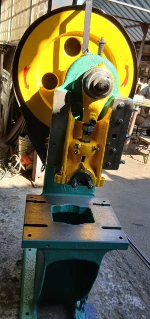 USED RASKIN 20 TON ECCENTRIC PRESS