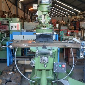 USED MAXIMART TURRET MILLING MACHINE